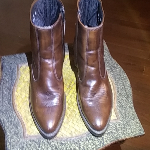 Russells Laredo Boots Size 9D - Picture 1 of 6